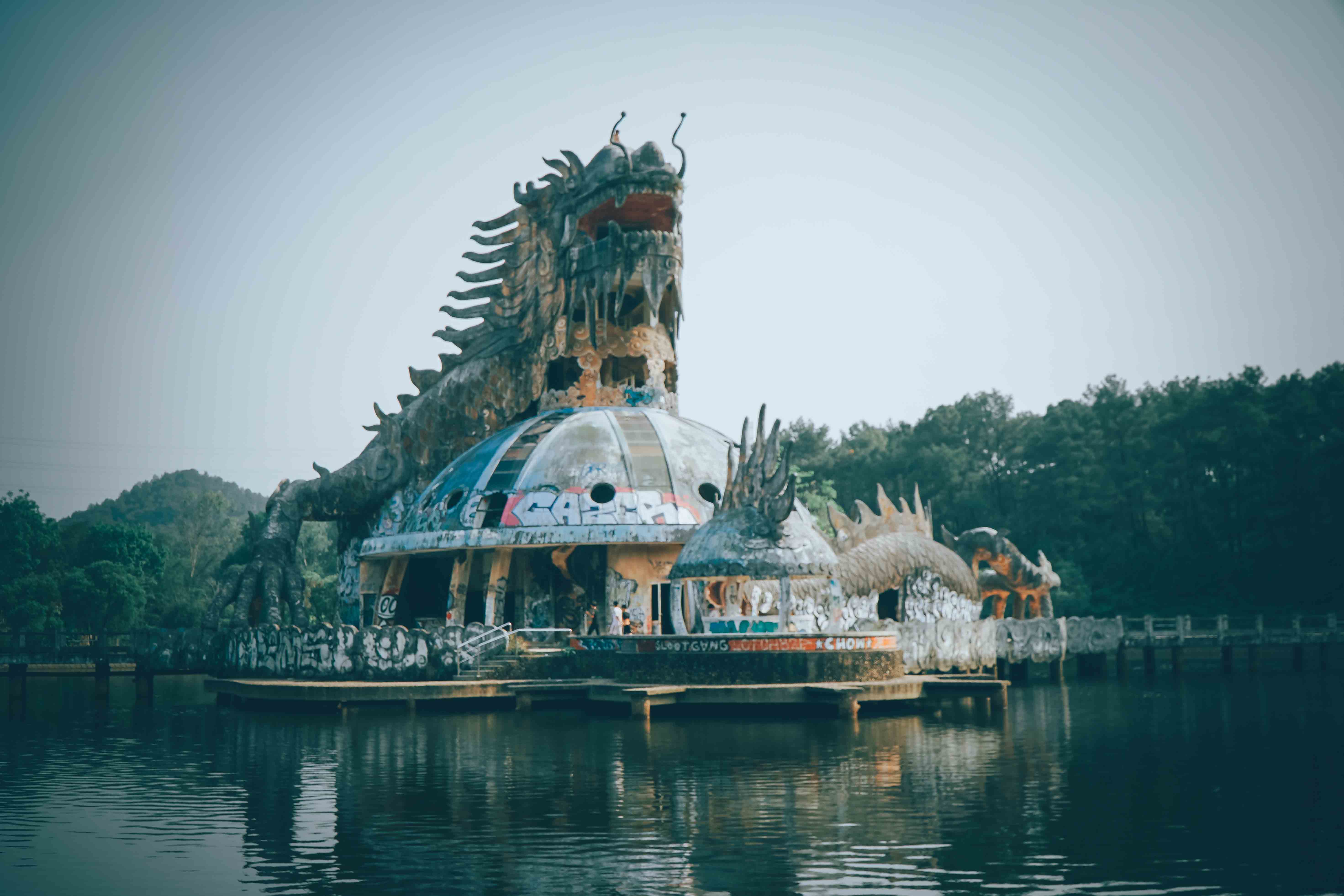 Ho Thuy Tien - The abandoned water park in Hue
