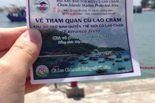 Ticket price to visit Cu Lao Cham when you go by canoe will be higher but save time