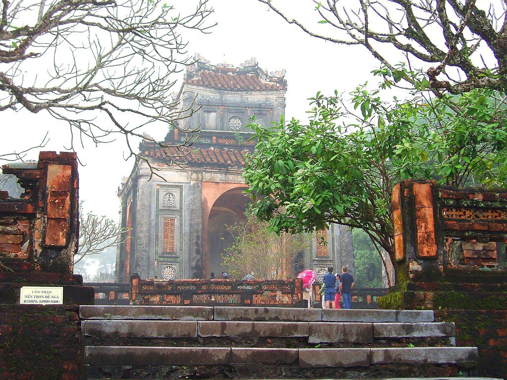 Traveling to Hue in the rainy season, you should visit the mausoleums (Photo: Facebook Vy Ngan)