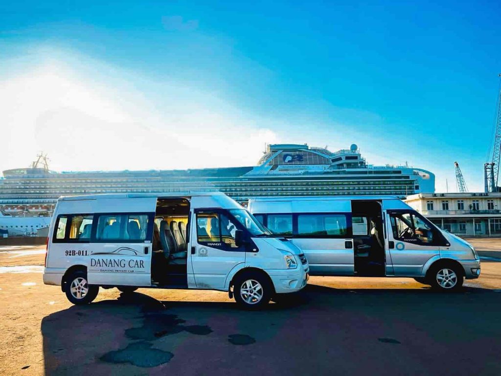 Private tour cars are a popular choice for many tourists when exploring Da Nang