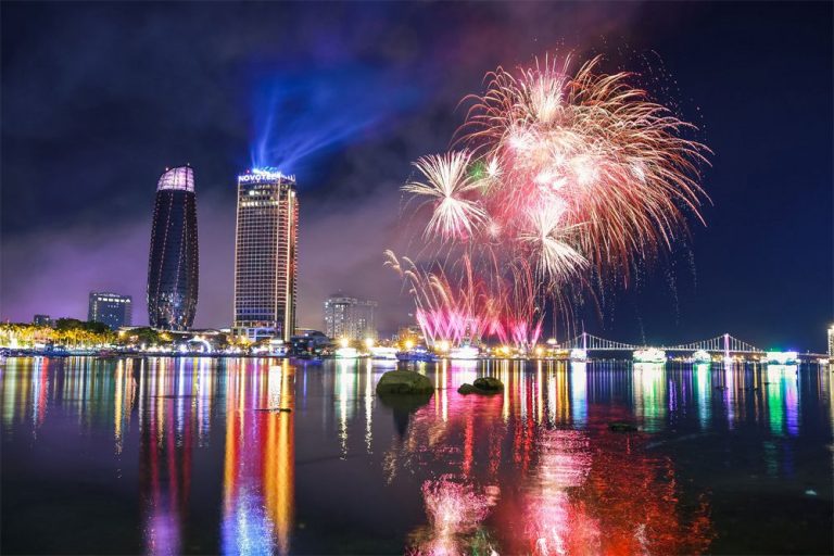 Top 3 locations for fireworks during Lunar New Year 2024 in Da Nang