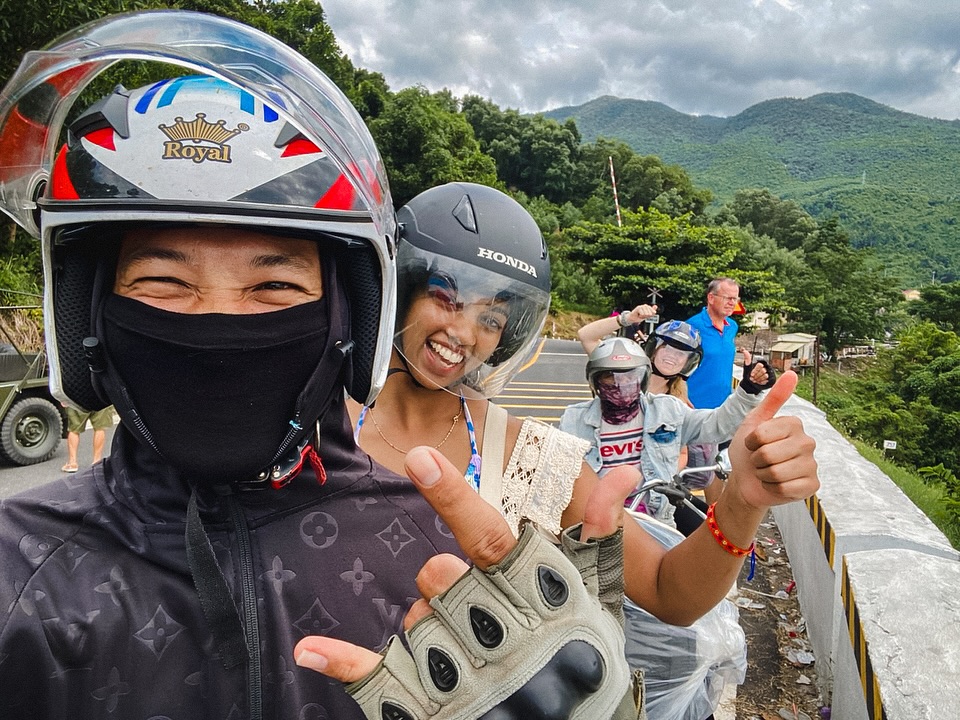 Motorbikes are a popular choice among tourists for traveling to Mooc Spring